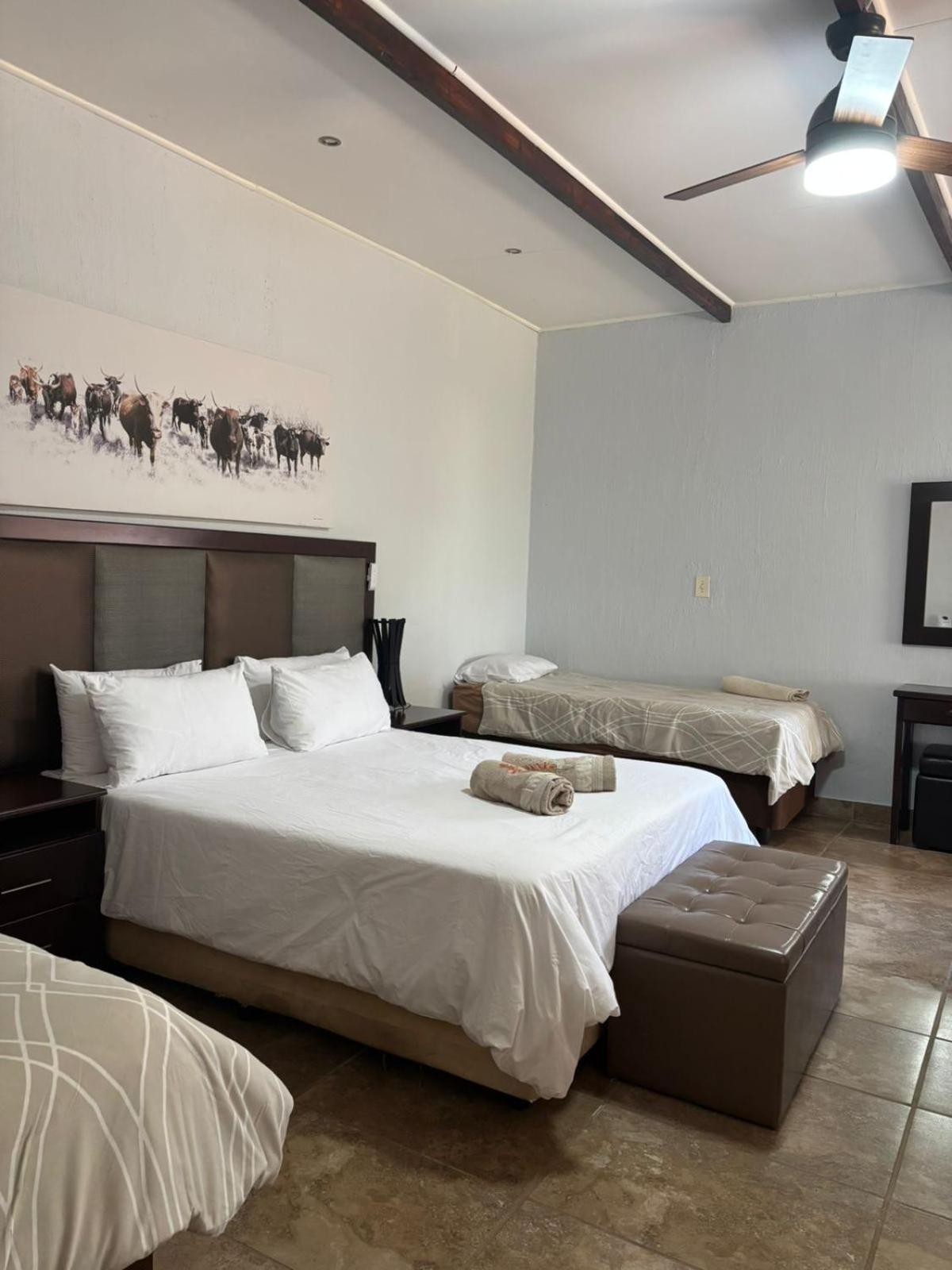 Katima Mountain View Lodge Hartbeespoort Eksteriør bilde